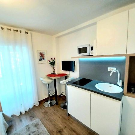 Studio Apartmani Pomalo/ Take It Easy Split Bagian luar foto