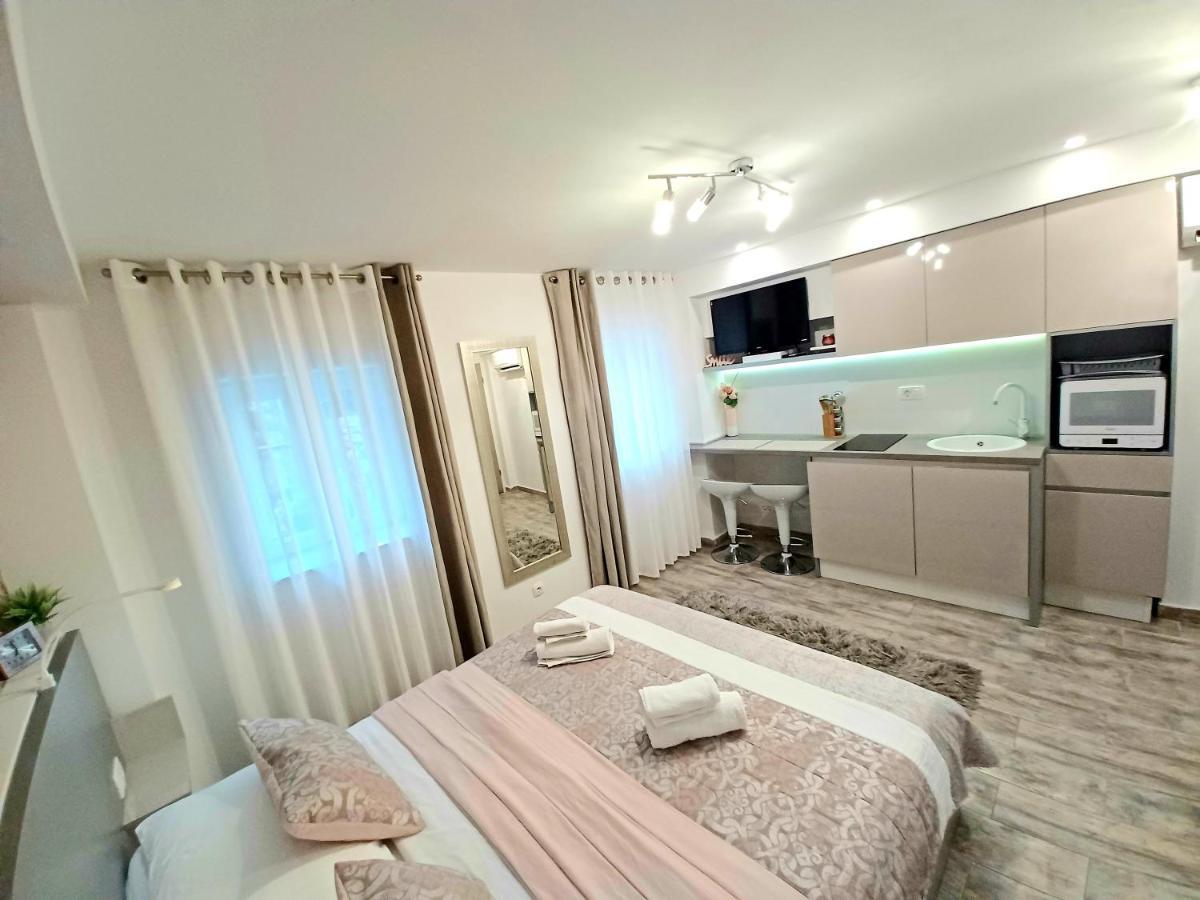 Studio Apartmani Pomalo/ Take It Easy Split Bagian luar foto
