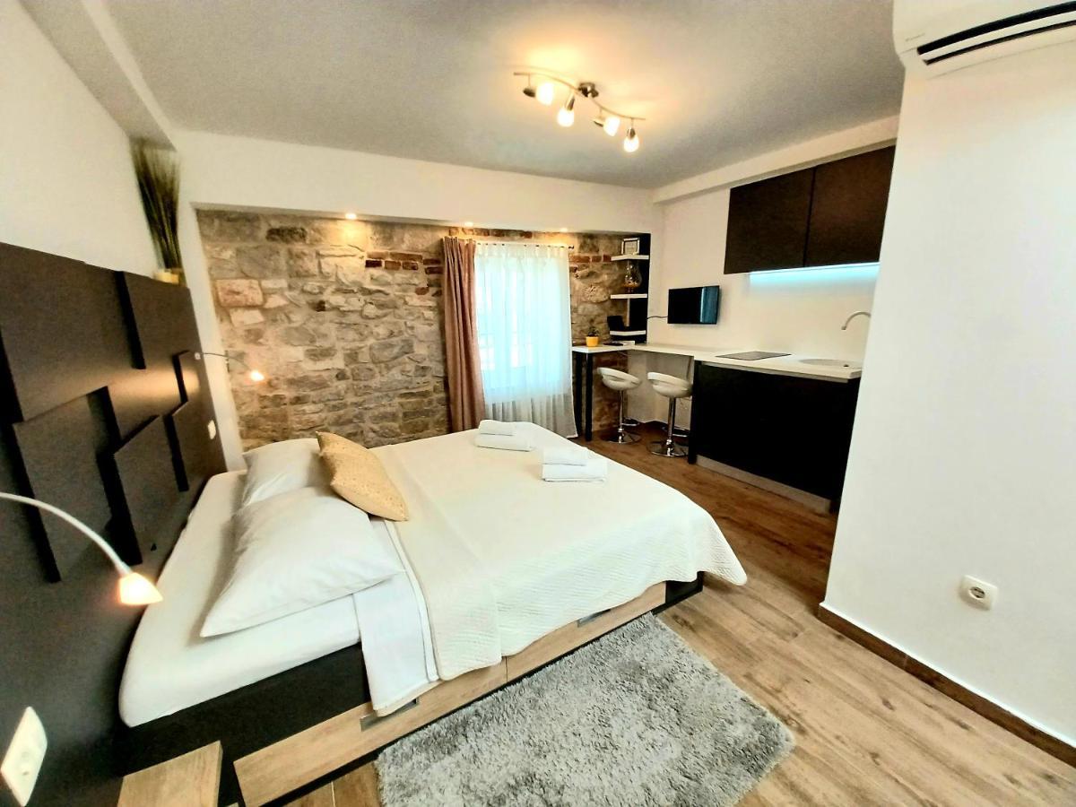 Studio Apartmani Pomalo/ Take It Easy Split Bagian luar foto